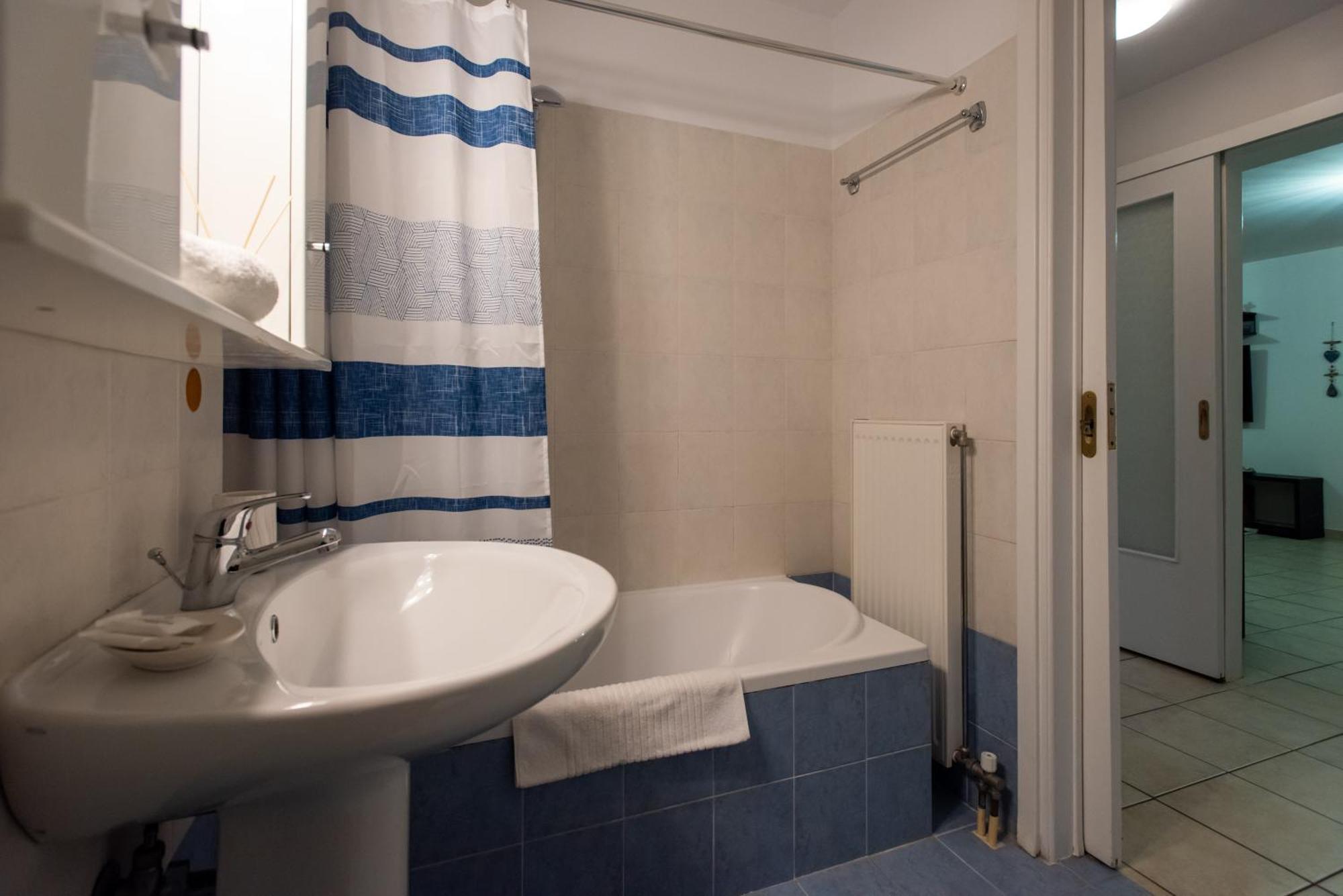 Kg Acropolis Escape Spa Apartment Atenas Exterior foto